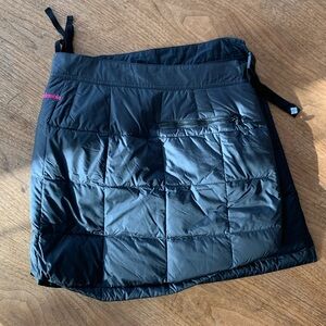 Columbia Prima Loft skift (Ski skirt / size large)